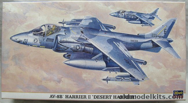 Hasegawa 1/48 AV-8B Harrier II Night Desert Harrier  - US Marines VMA-311 Tomcats 1998 / MVA-513 Nightmares 1998, 09538 plastic model kit